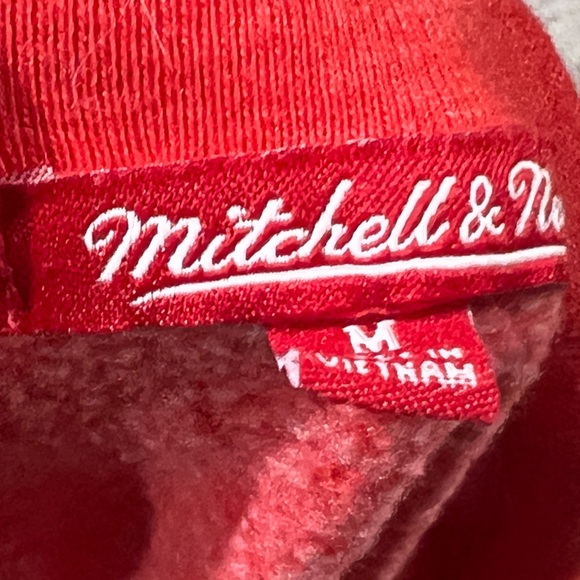 Portland Trail Blazers Mitchell & Ness Womens Red Pullover Jumper Sweatshirt - Picture 5 of 5